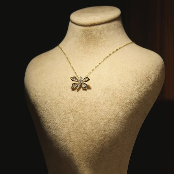 Collier en or jaune papillon femme 14 carats